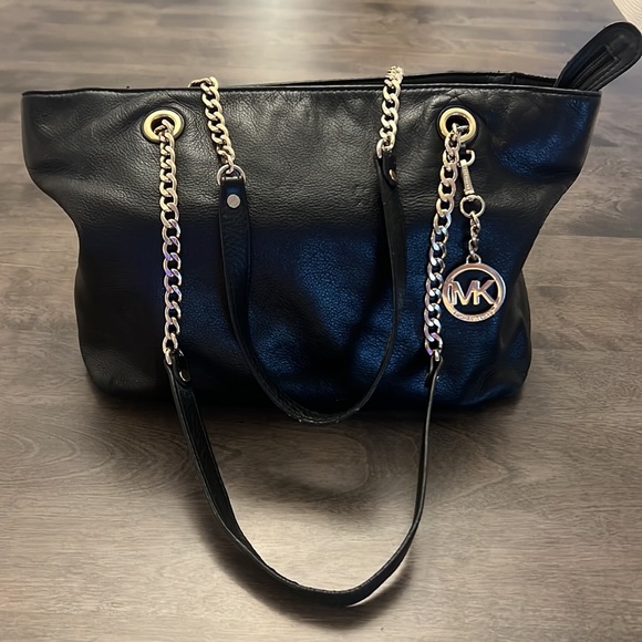 Black Leather Michael Kors purse - Picture 2 of 6